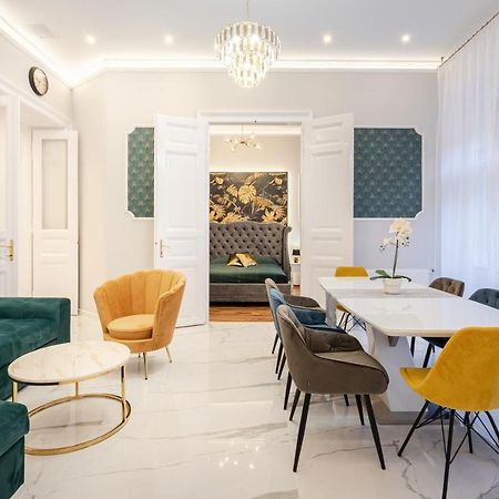 Premium Art Deco Apartment At Broadway // 4Bdr & 3Br Budapešť Exteriér fotografie