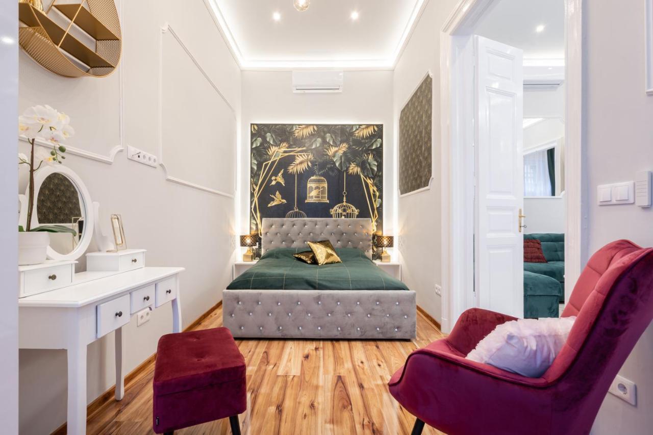 Premium Art Deco Apartment At Broadway // 4Bdr & 3Br Budapešť Exteriér fotografie