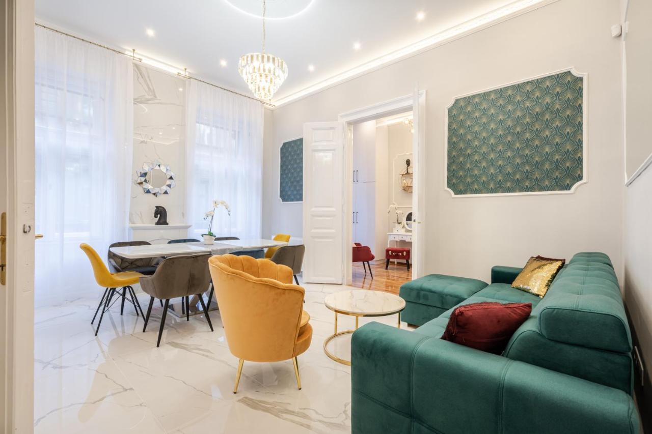 Premium Art Deco Apartment At Broadway // 4Bdr & 3Br Budapešť Exteriér fotografie