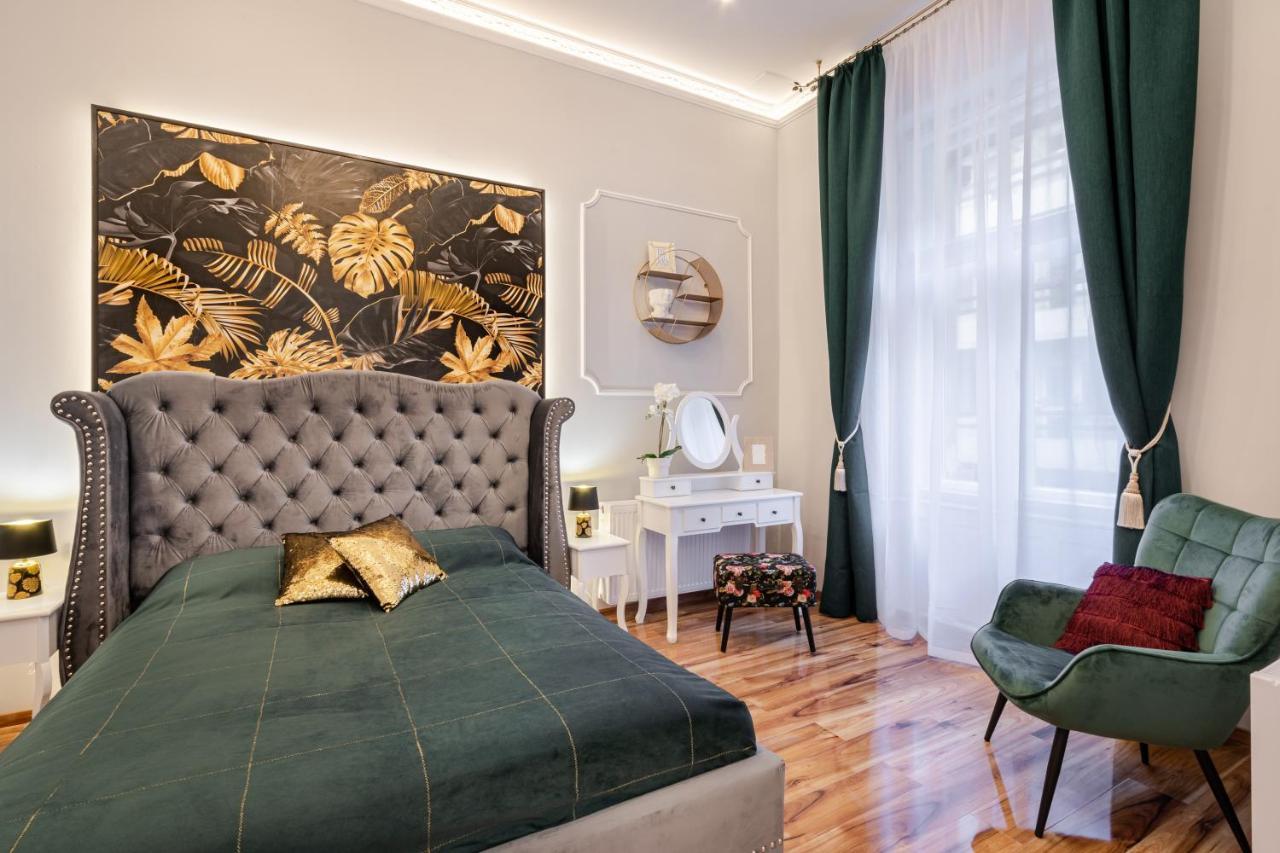 Premium Art Deco Apartment At Broadway // 4Bdr & 3Br Budapešť Exteriér fotografie